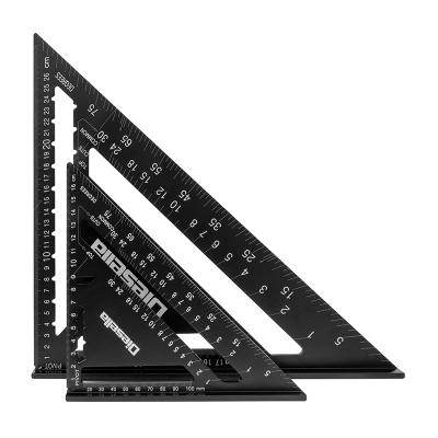 Speedvinkel i aluminum med sort-oxideret finish 185 x185 mm 0-90Gr.